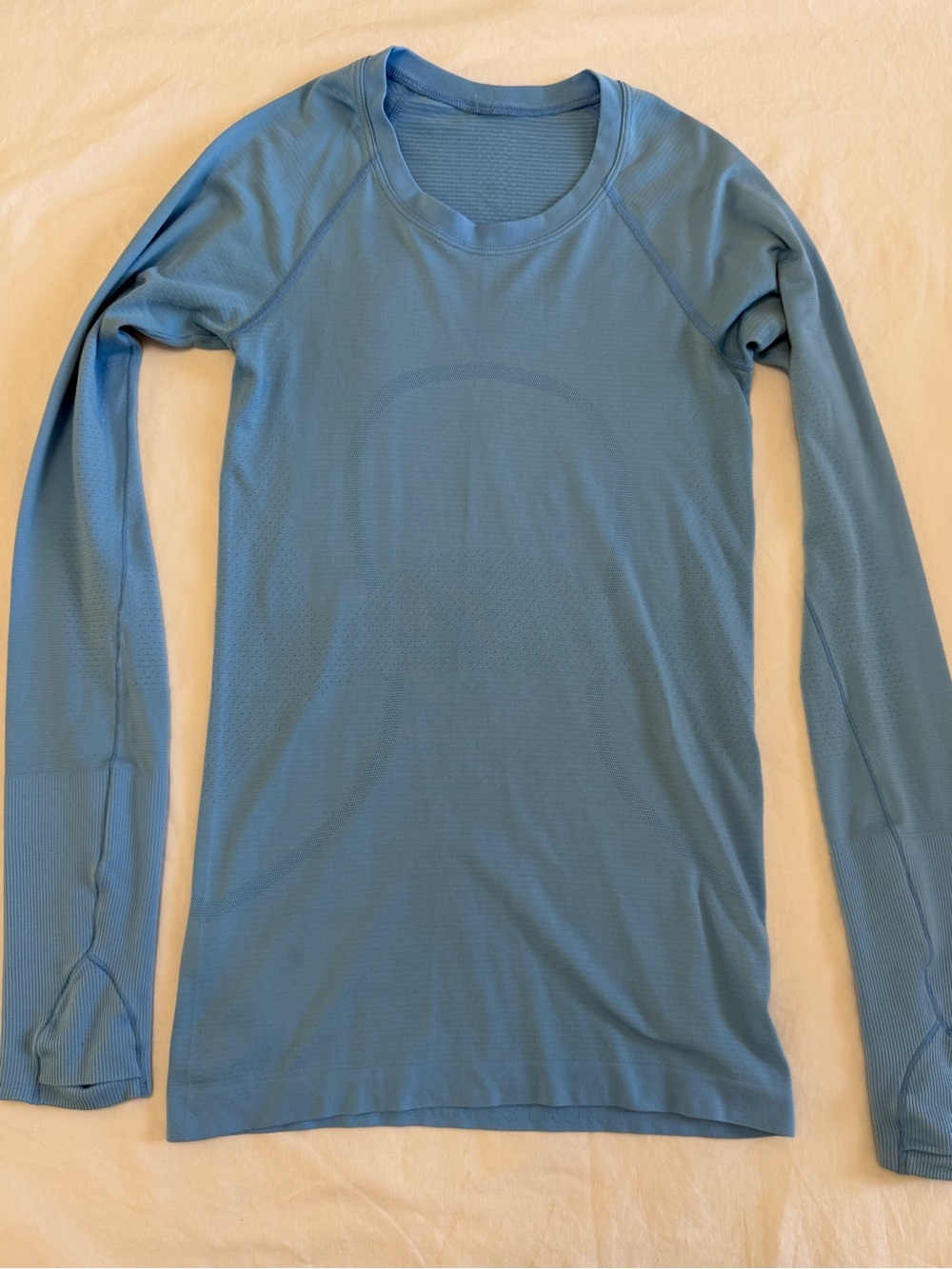Lululemon Swiftly Tech Long-Sleeve Shirt 2.0 *Hip Length